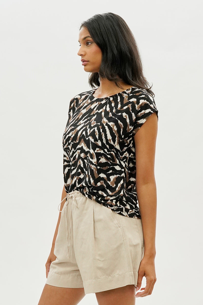 Beechers Brook Patterned Circle Neck Tee - Black - Womens Tees & Tank Tops - Fairweather