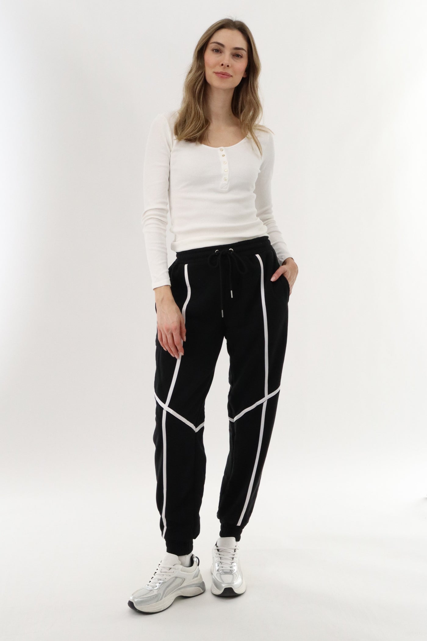 New Look Fleece Joggers - Black - Womens Joggers & Sweatpants - Fairweather
