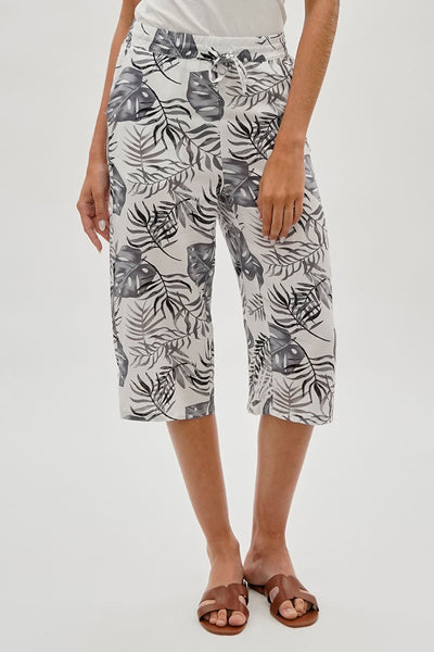 International INC Company Leaf Print Cropped Pants - White - Womens Pants - Fairweather