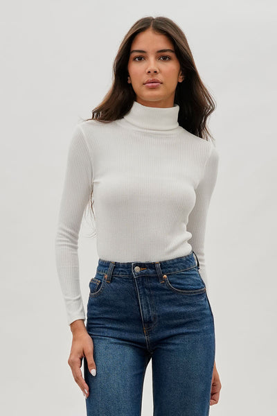 Magazine Ribbed Turtleneck Pullover Sweater - White - Womens Pullover Sweaters - Fairweather