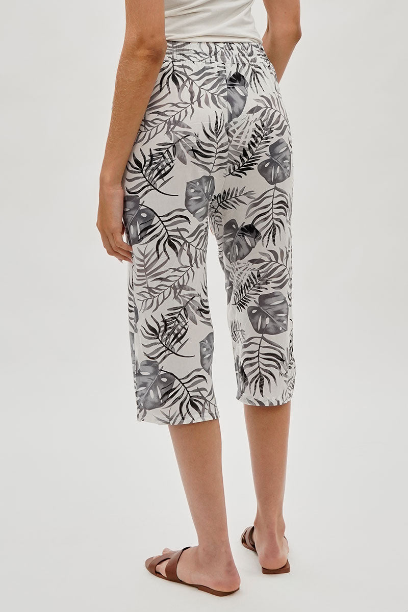 International INC Company Leaf Print Cropped Pants - White - Womens Pants - Fairweather