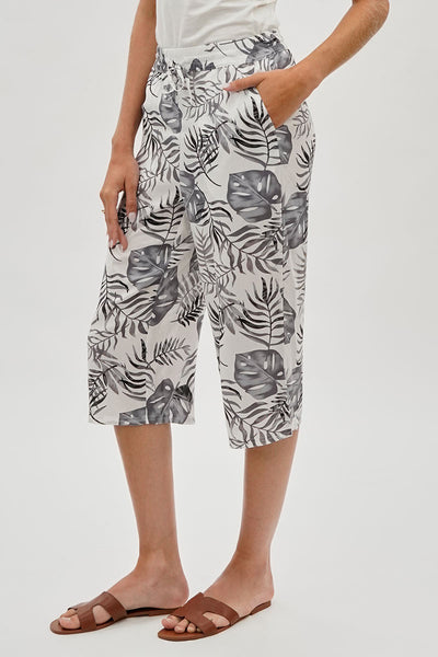 International INC Company Leaf Print Cropped Pants - White - Womens Pants - Fairweather